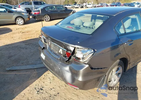 2013 Honda Civic Lx z USA, uszkodzony, nr VIN 2HGFB2F52DH550466